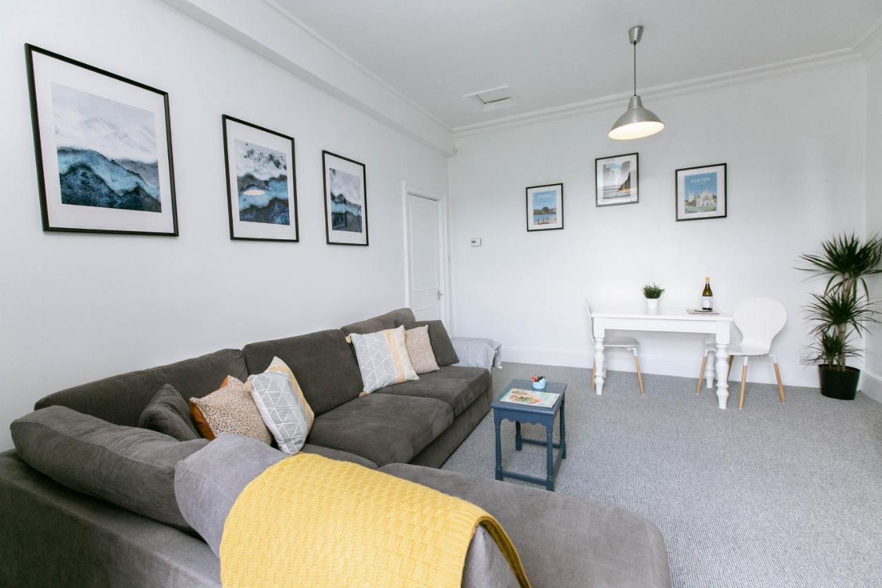 Spacious Apartment, Free Parking, Central Location Near To Uni, Hospital, Town Exeter Ngoại thất bức ảnh
